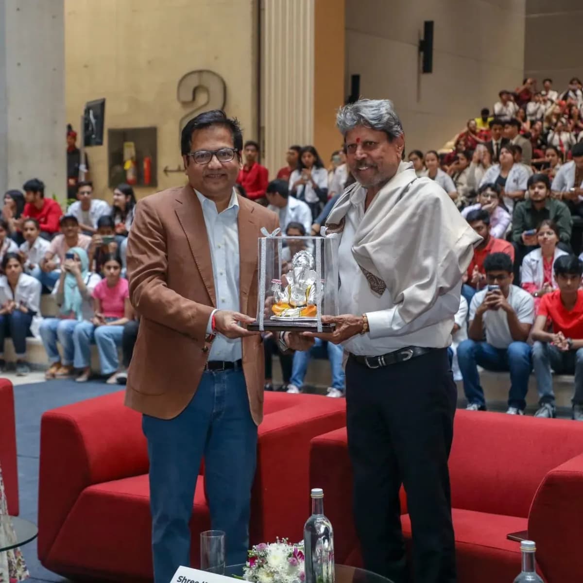 DY Patil University Aword Photo