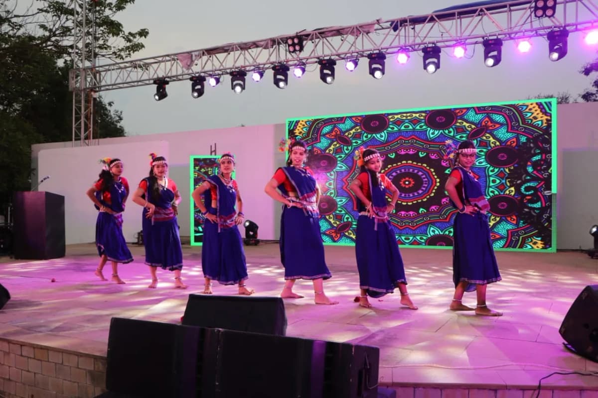 Raipur Institute of Technology Dance Activities.