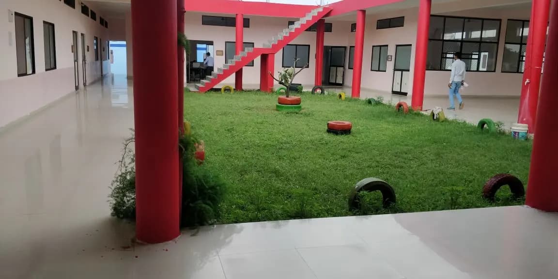 Dr. Preeti Global University Photos